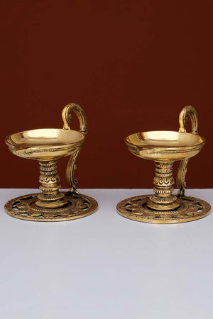 Brass Pooja Diya Oil Lamp (Set Of 2) (EK1061)