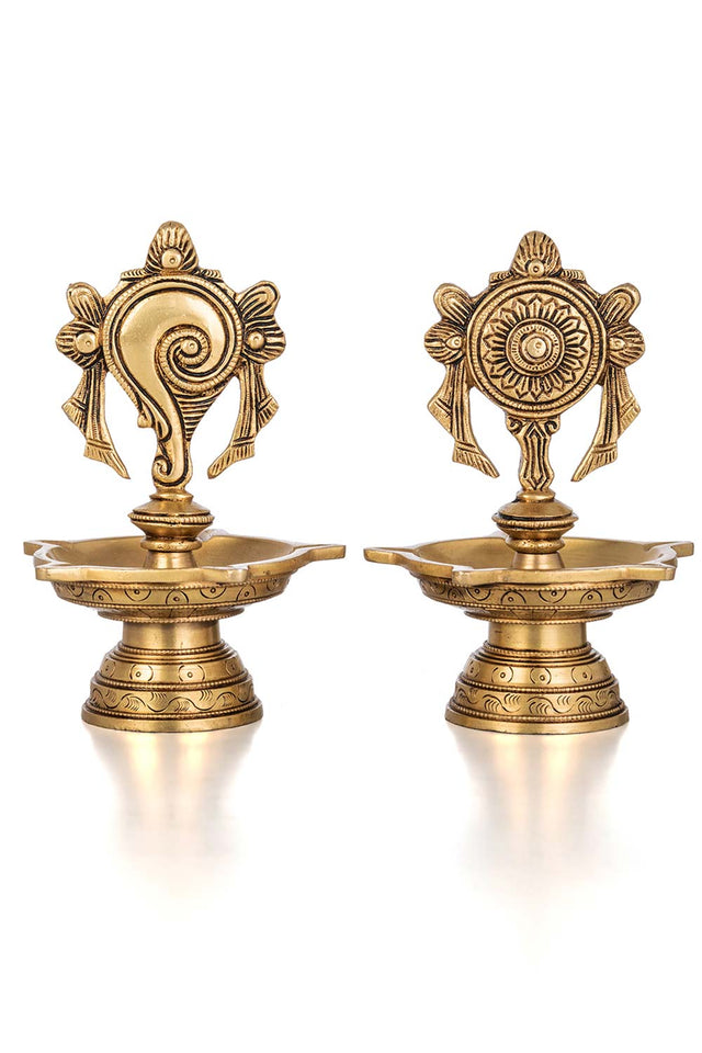 Brass Shank-Chakra Oil Diya With 5 Wicks