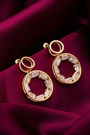 Women's Alloy Drop Earrings In Gold
