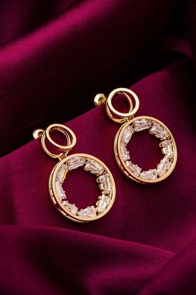 Women's Alloy Drop Earrings In Gold