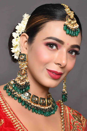 Green Gold Tone Kundan Enameled  Necklace Sets With Maang Tikka (FEMBD002)