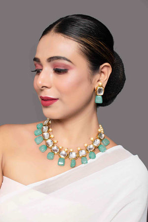 Handcrafted Kundan Necklace Set (FEMBD011)
