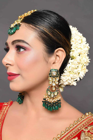 Handcrafted Kundan Emerald Beaded Earrings With Maangtikka (FEMBD014)