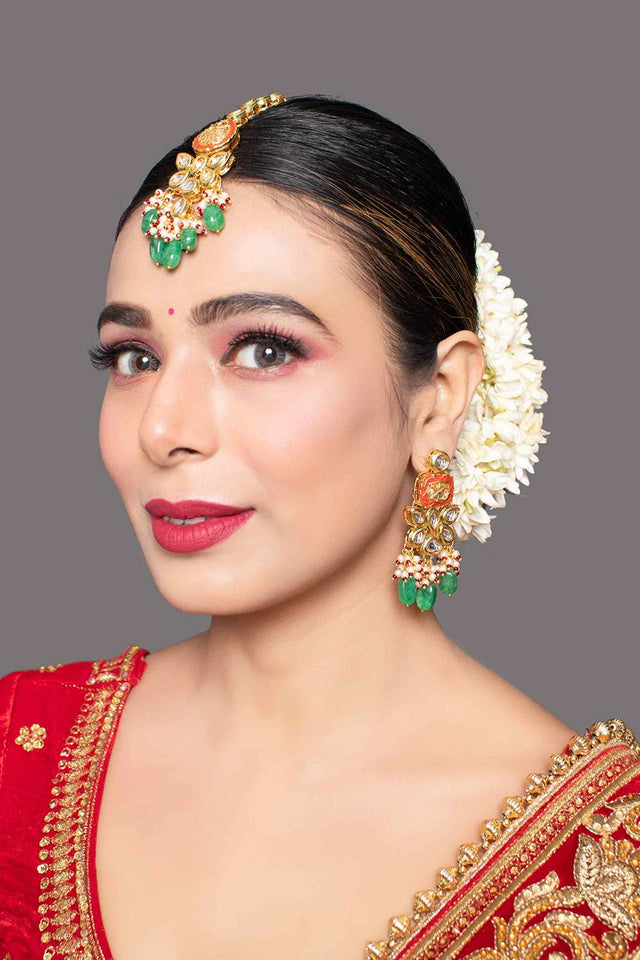 Red Gold Toned Kundan Earrings With Maangtikka (FEMBD015)