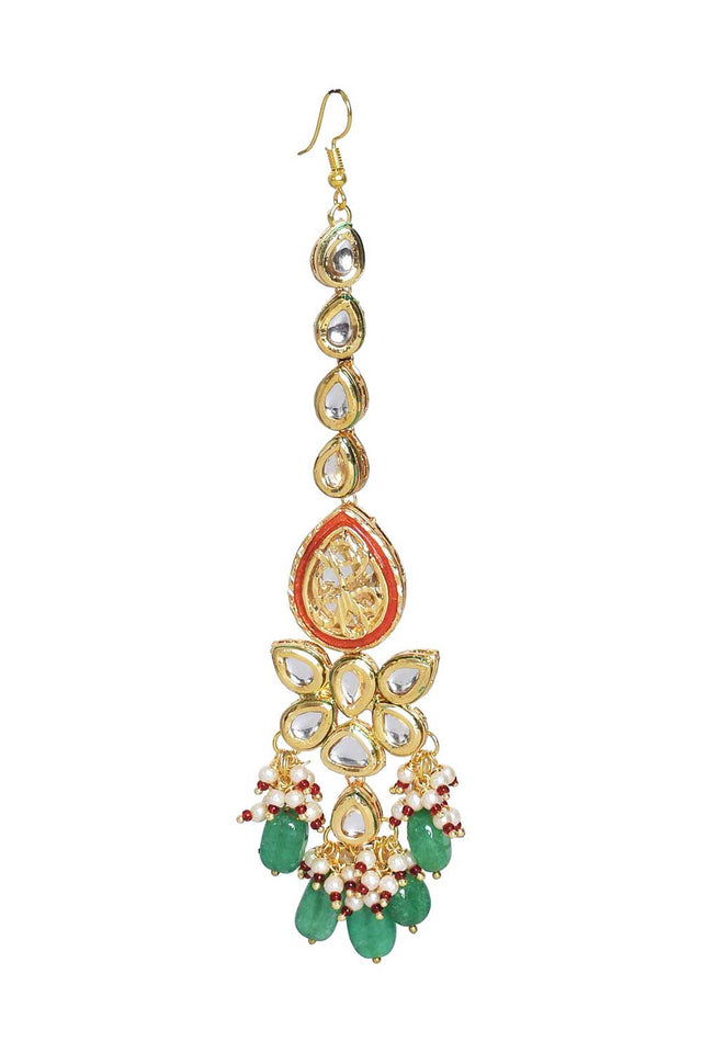 Red Gold Toned Kundan Earrings With Maangtikka (FEMBD015)