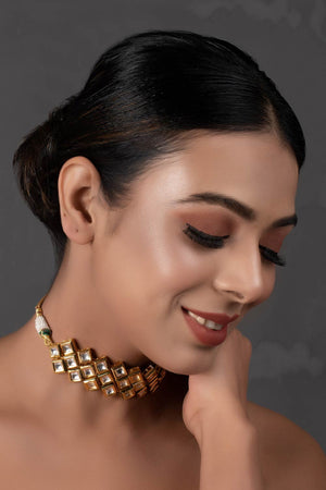 Handcrafted Kundan Choker (FEMCH002)