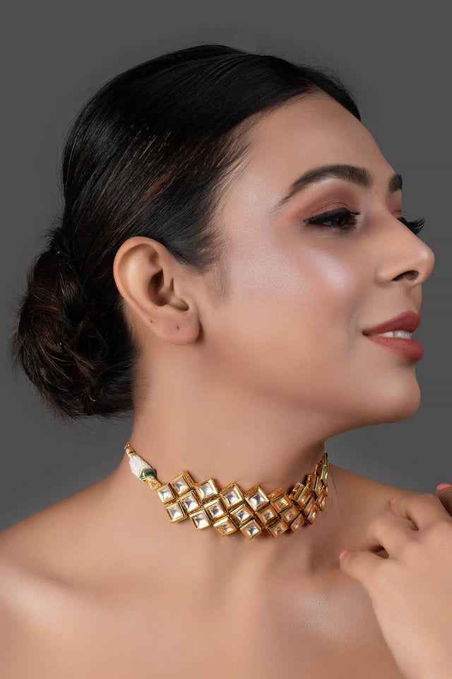 Handcrafted Kundan Choker (FEMCH002)