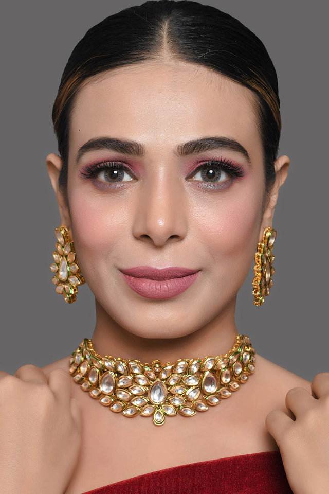 Gold Tone Kundan Inspired Necklace With Earrings (FEMDW010)