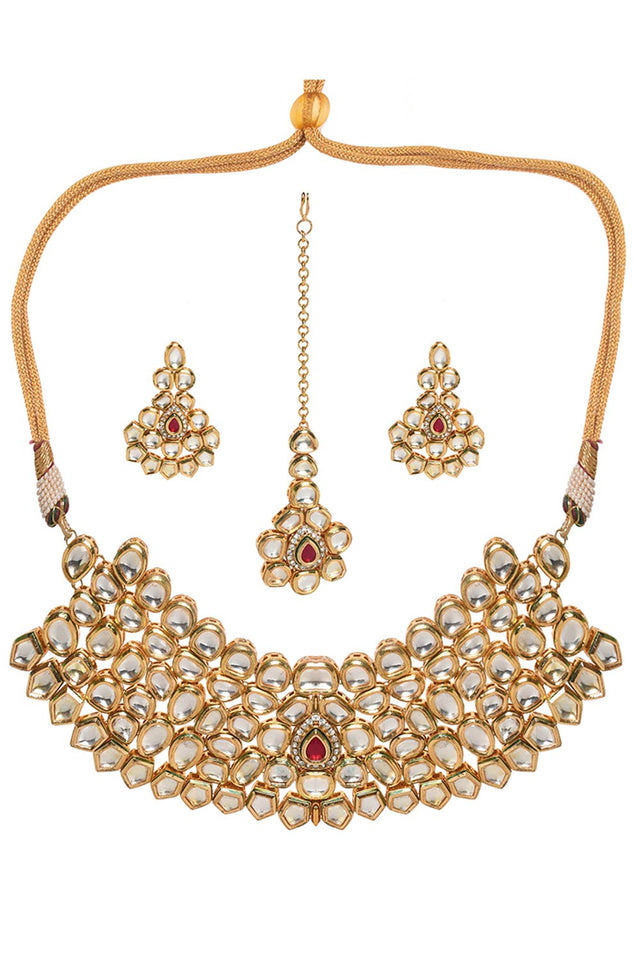 Handcrafted Maharani Kundan Necklace With Earrings & Mang Tikka