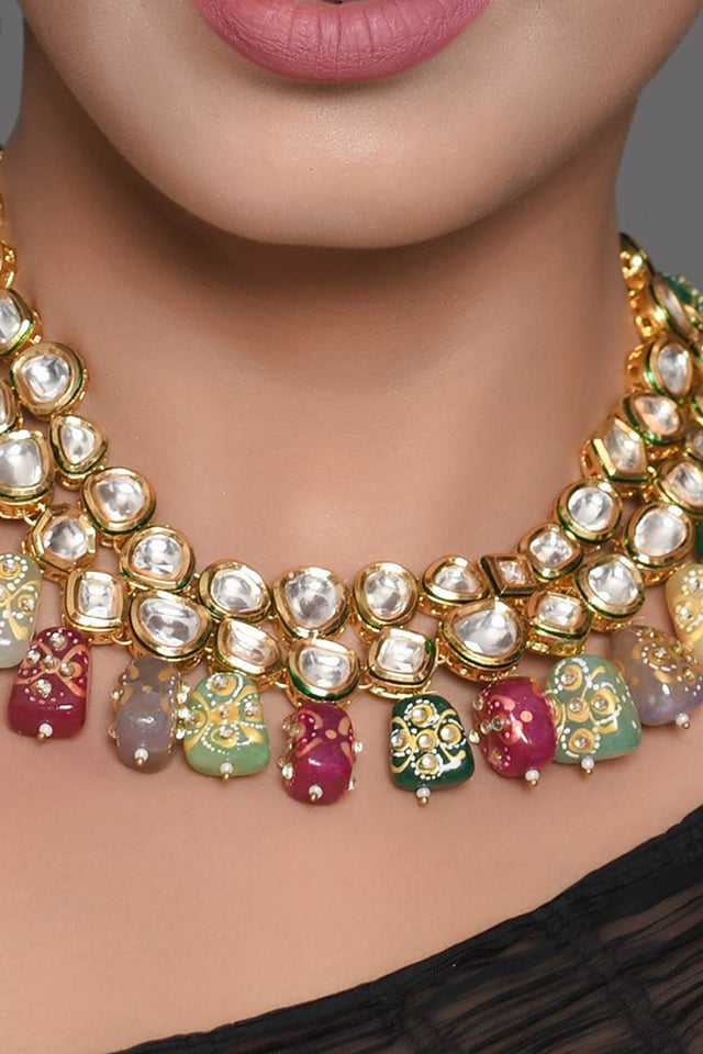 Multicolored Beaded Kundan Necklace With Earrings & Mang Tikka (FEMDW019)