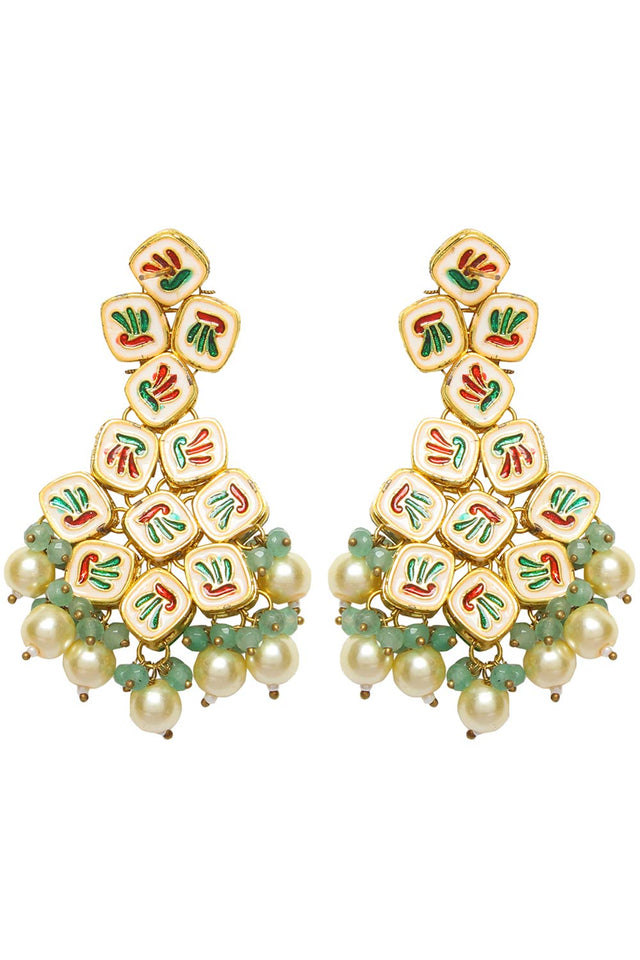 Jade Gold Tone Kundan Earrings And Maang Tikka With Pearls (FEMDW027)