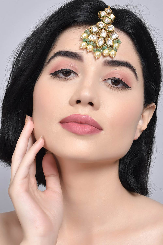 Jade Gold Tone Kundan Maang Tikka With Pearls
