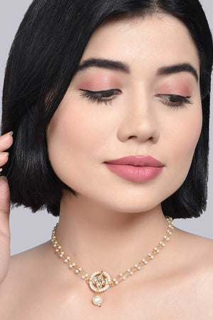 Sleek Moon Shaped Kundan Inspired Choker