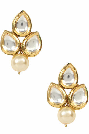 Gold Toned Kundan Earrings With Pearls (FEMDW043)
