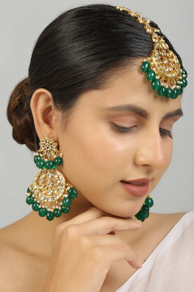 Kundan Inspired Emerald Beaded Earrings And Maang Tikka Set (FEMKD003)