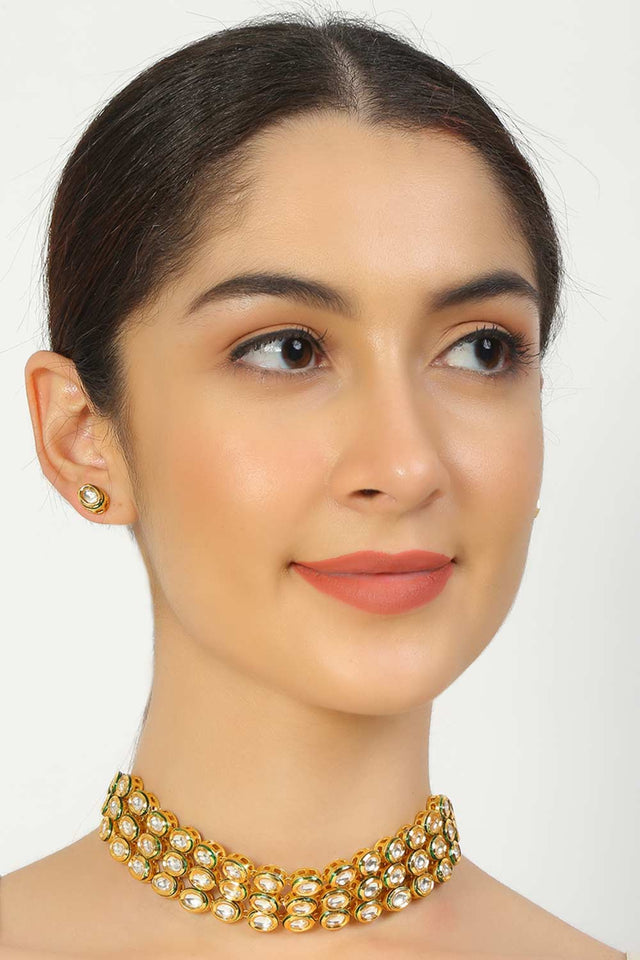 Handcrafted Kundan Choker With Pair Of Earrings (FEMKD013)