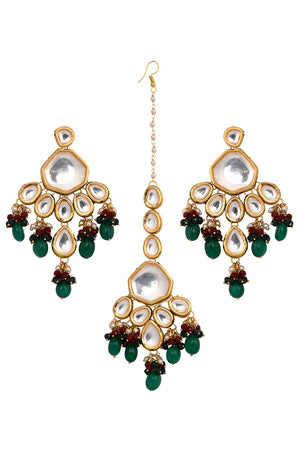 Emerald Beaded Kundan Inspired Mang Tikka With Earrings (FEMMTS008)