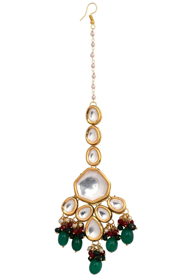 Emerald Beaded Kundan Inspired Mang Tikka With Earrings (FEMMTS008)