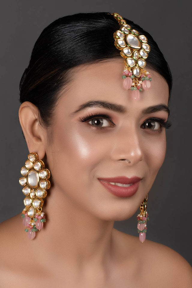 Pink Beaded Gold Tone Kundan Maang Tikka With Earrings (FEMMTS011)