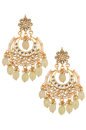 Cream Gold Toned  Kundan Inspired Mang Tikka With Chanbali (FEMMTS012)