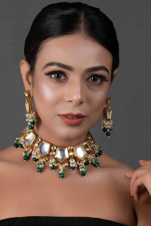 Green Gold Toned Handcrafted Kundan Necklace Set (FEMNLC003)