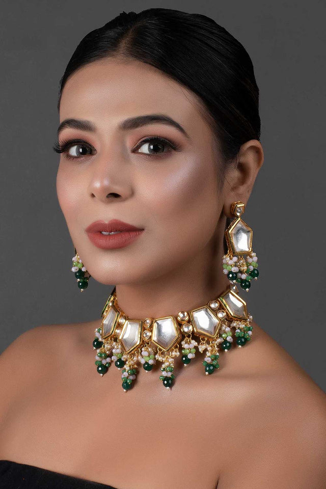 Green Gold Toned Handcrafted Kundan Necklace Set (FEMNLC003)