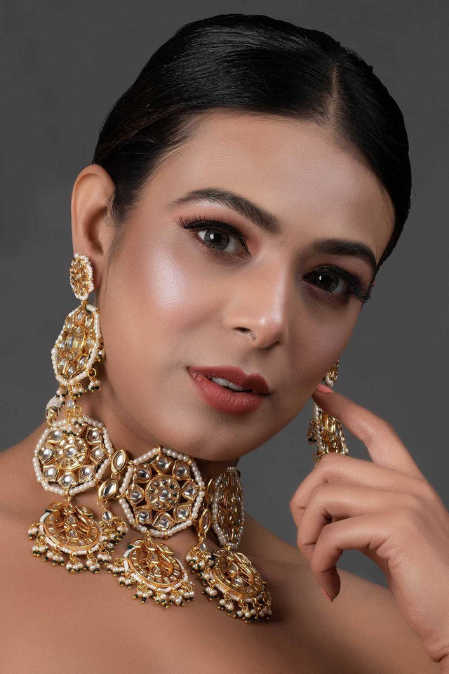 Kundan Inspired Pearl Necklace With Earrings (FEMNLC008)