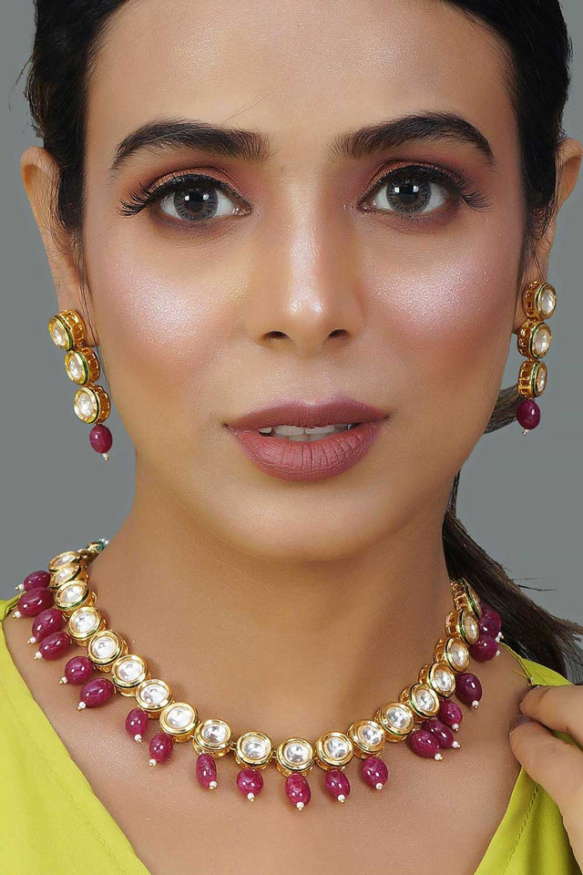 Maroon Gold Tone Kundan Necklace With Earrings (FEMNLS063)