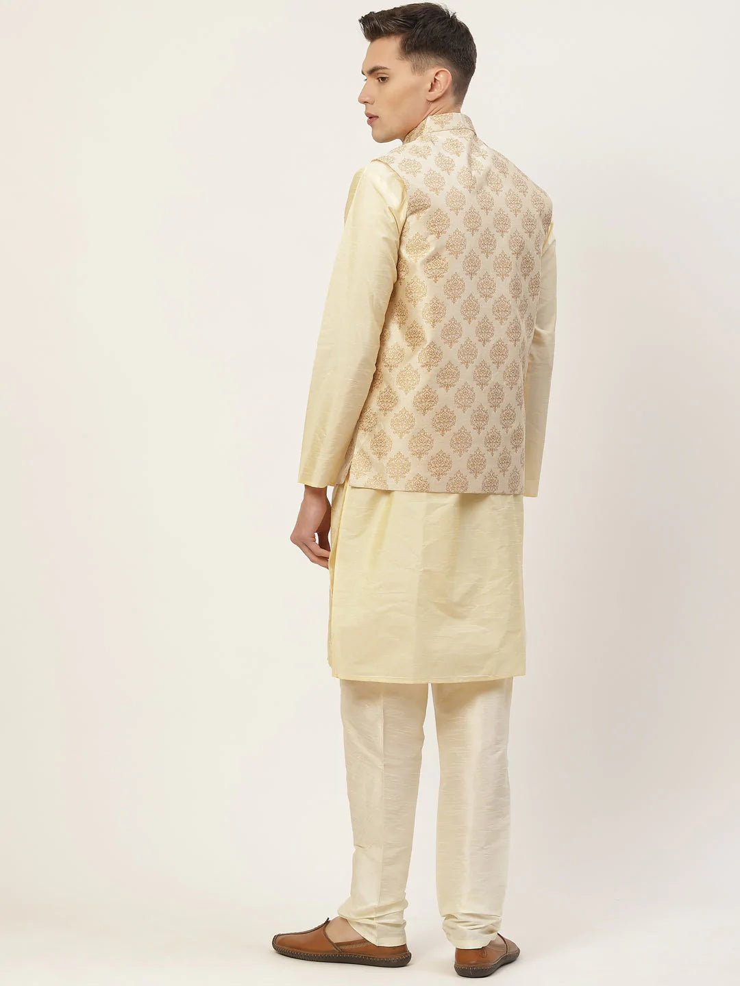 Men's Cream Jacquard Silk Woven Design Kurta Set With Jacket (JOKPWC_G-D_4032Cream)