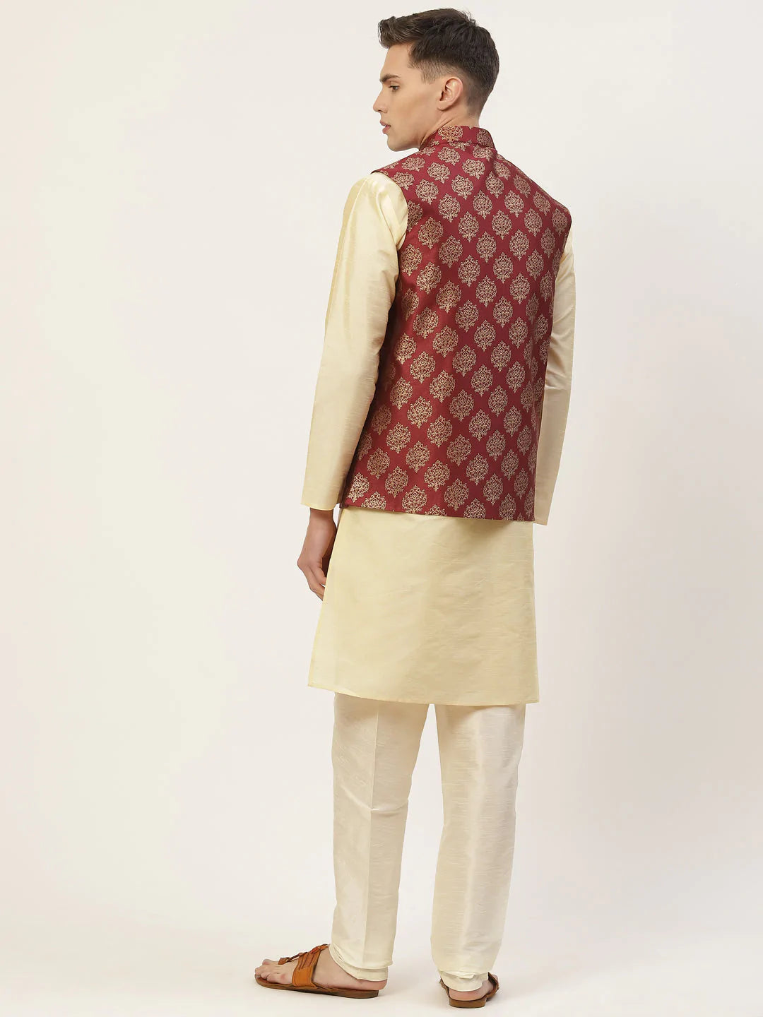 Men's Maroon Jacquard Silk Woven Design Kurta Set With Jacket (JOKPWC_G-D_4032Maroon)
