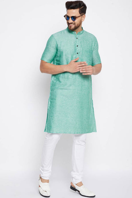 Buy Men's Cotton Solid Kurta in Green - Zoom in