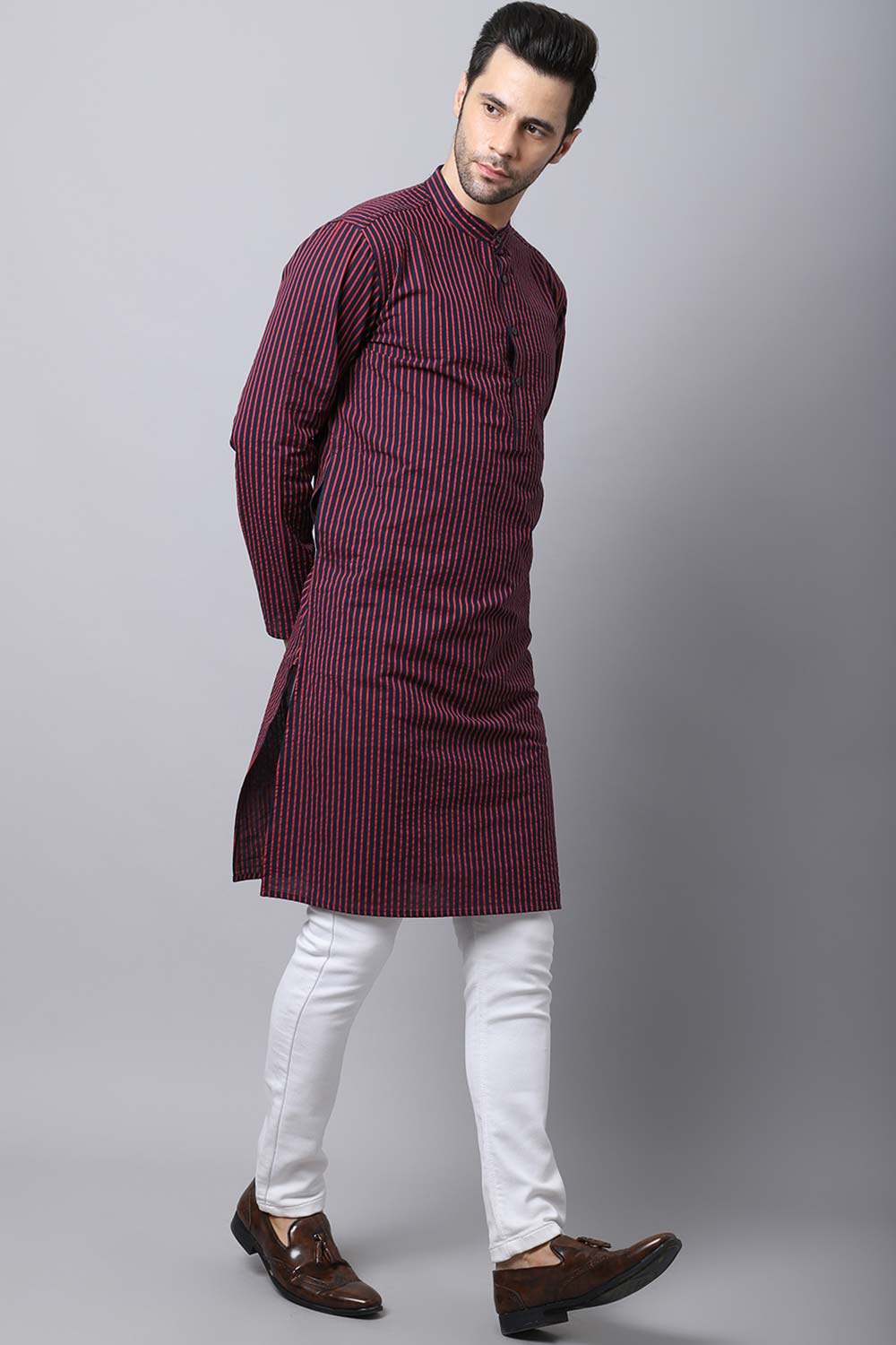 Men's Dark Black Self-Design Full Sleeve Long Kurta Top