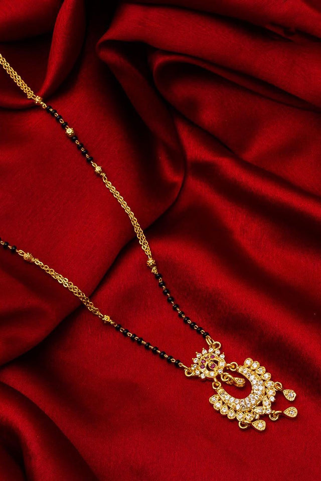The Luxor Women's Alloy Mangalsutra Sets in Gold