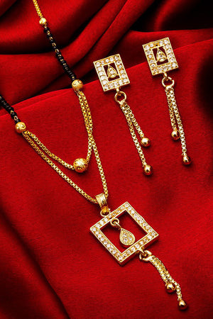 Women's Alloy Mangalsutra Set In Gold And Black