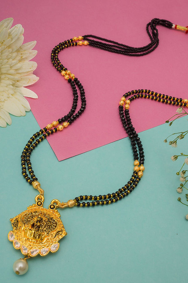  Buy Women's Alloy Mangalsutra in Gold Online