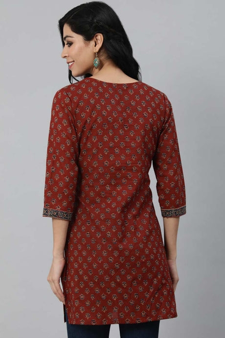 Buy Maroon Cotton Printed Straight Tunic Online - Side