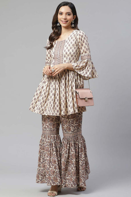 Buy Men's Maroon Silk Blend Paisley Printed Men's Kurta Pajama Jacket Set Online