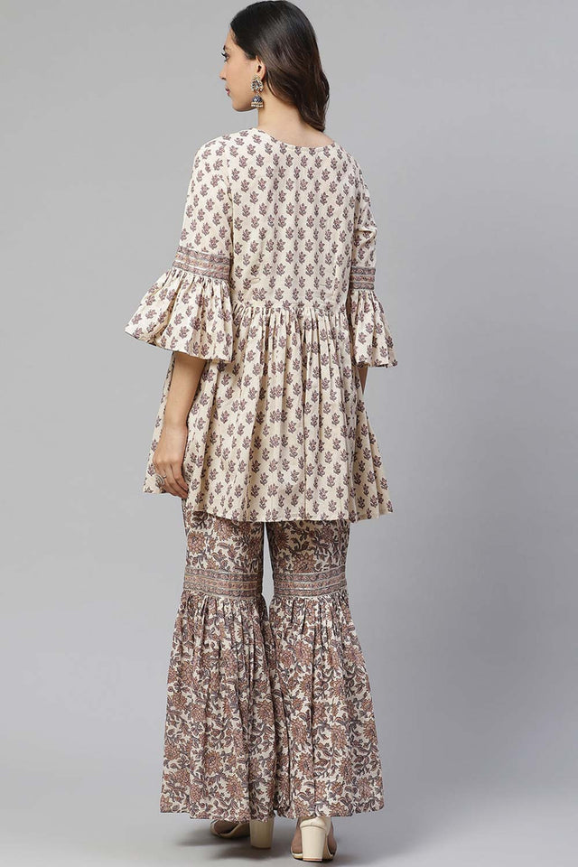 Buy Men's Maroon Silk Blend Paisley Printed Men's Kurta Pajama Jacket Set Online