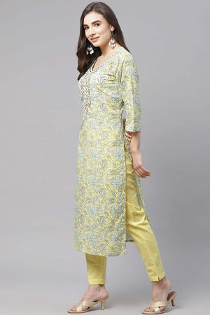 Buy Men's Copper Silk Blend Leaf Printed Men's Kurta Pajama Jacket Set Online