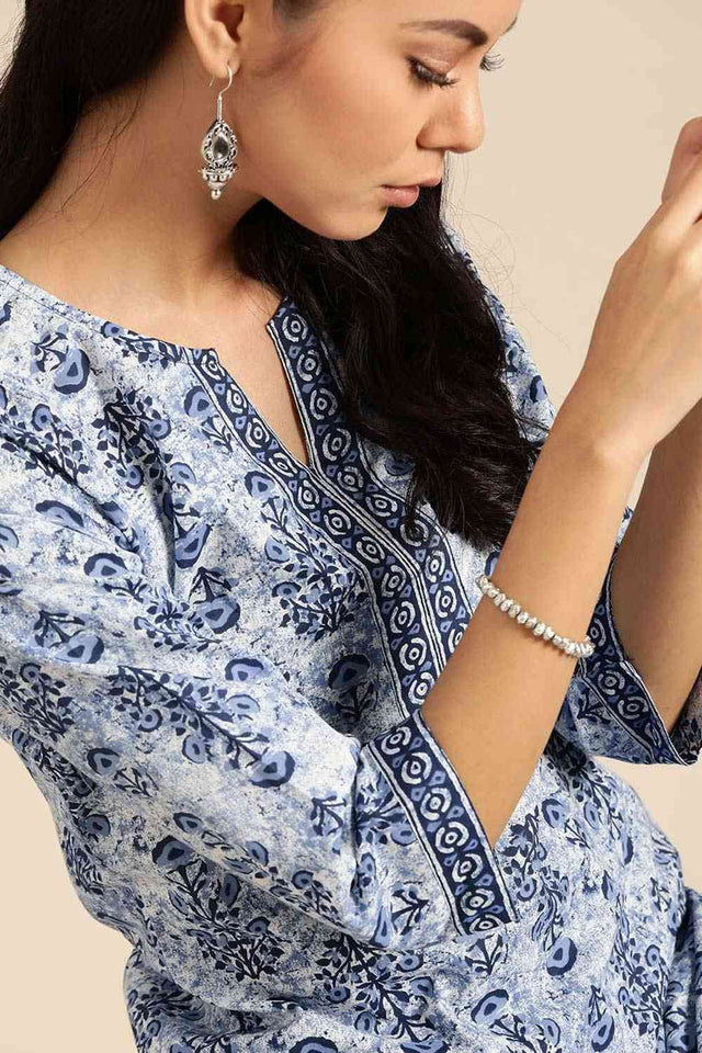 Buy Indigo And White Cotton Straight Kurta With Palazzo Online - Side