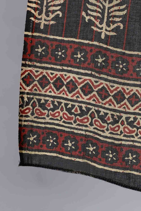 Buy Black & Maroon Floral Printed Straight Kurta With Palazzo And Dupatta Online - Side