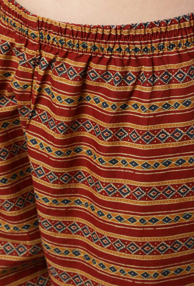 Buy Maroon Cotton Ethnic Printed Straight Kurta With Trouser Online - Side