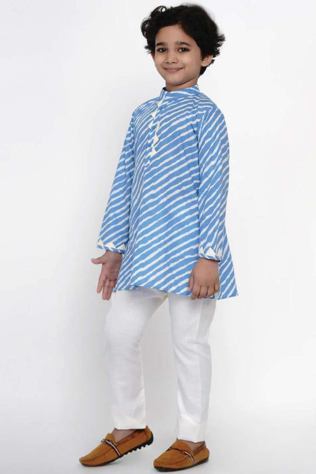 Buy Boy's Blue Laheriya Kurta With Off-White Pajama Set Online - Side