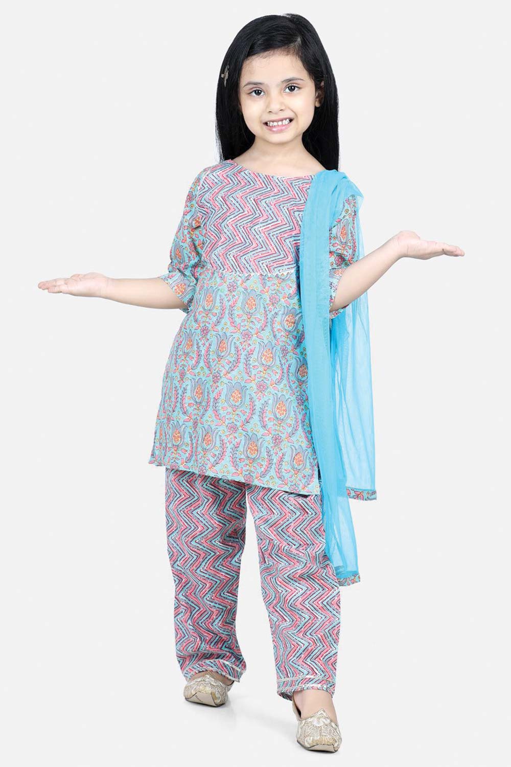 35 Latest Kurta Pajama Designs - Trending Collection in 2023 | Clothes for  women, Pajamas women, Kurti