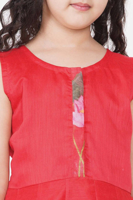 Buy Girl's Red Ethnic Motifs Printed Chanderi Cotton Kurta With Churidar And With Dupatta Online - Side
