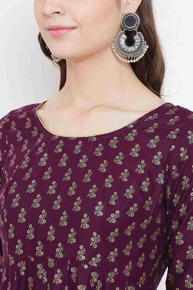 Buy Men's White Silk Blend Paisley Printed Men's Kurta Pajama Jacket Set Online