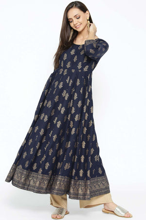 Buy Men's Copper Silk Blend Chevrons Printed Men's Kurta Pajama Jacket Set Online