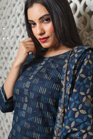 Buy Men's Maroon Silk Blend Checks Printed Men's Kurta Pajama Jacket Set Online