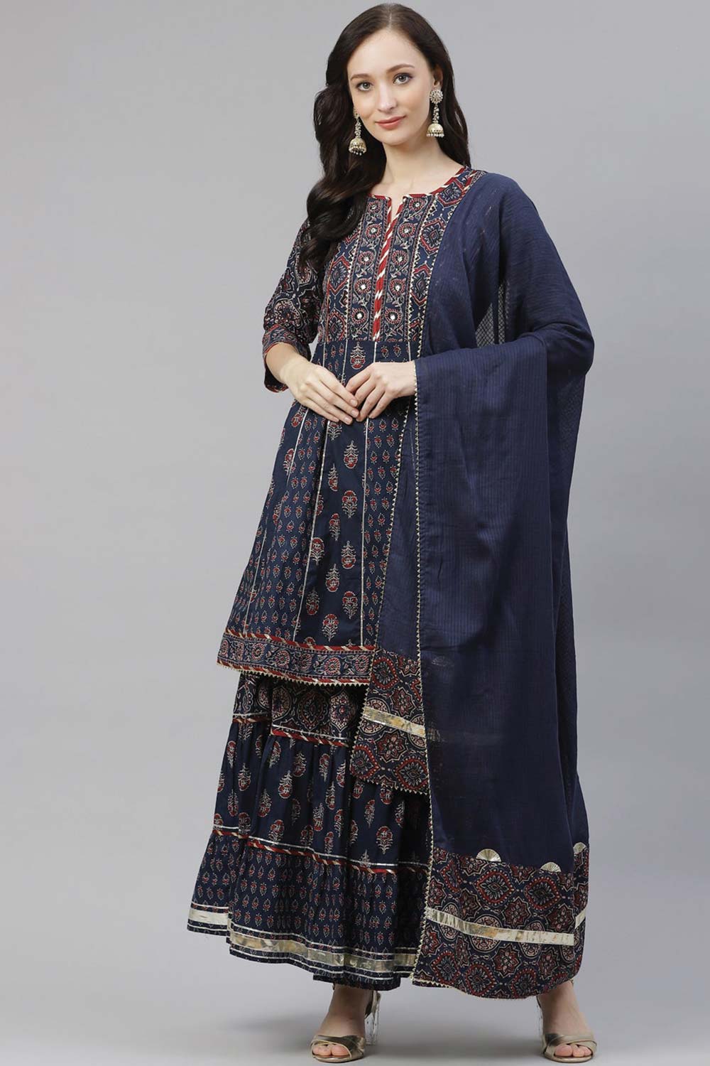 D-S6044 ,Heavy embroidered Kurti Sharara set with Net Duppatta. –  www.soosi.co.in