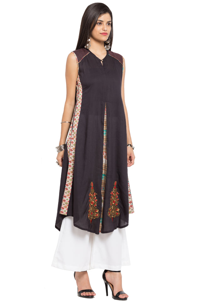 Blended Cotton Embroidered Kurti Top In Black